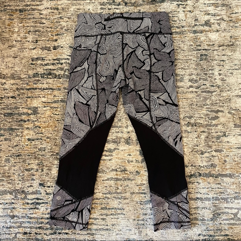 Lululemon athletica mid length speed-up leggings